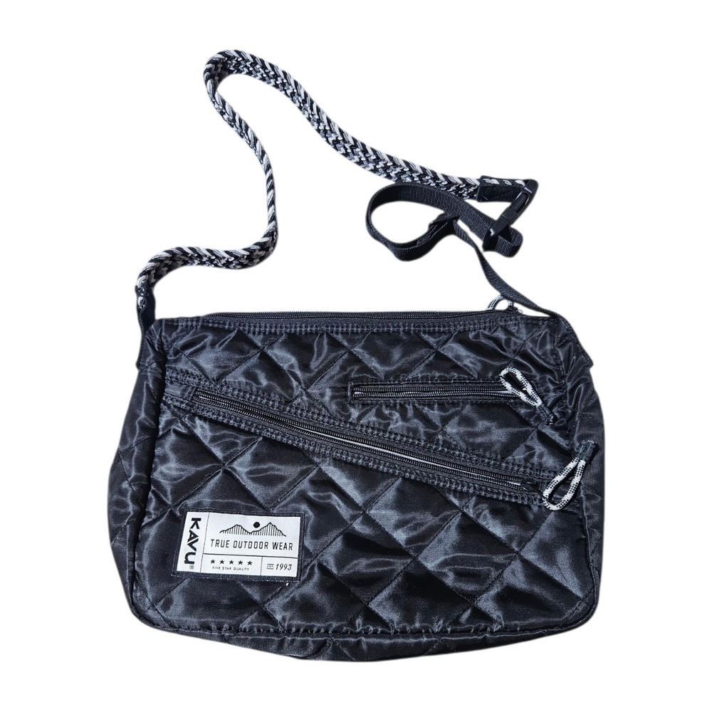 Kavu Uptown Puff Purse Crossbody Bag Quilted With Shoulder Strap Black Zip